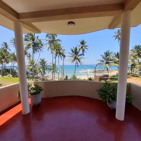 Dinuli Home Stay Ahungalla Esterno foto