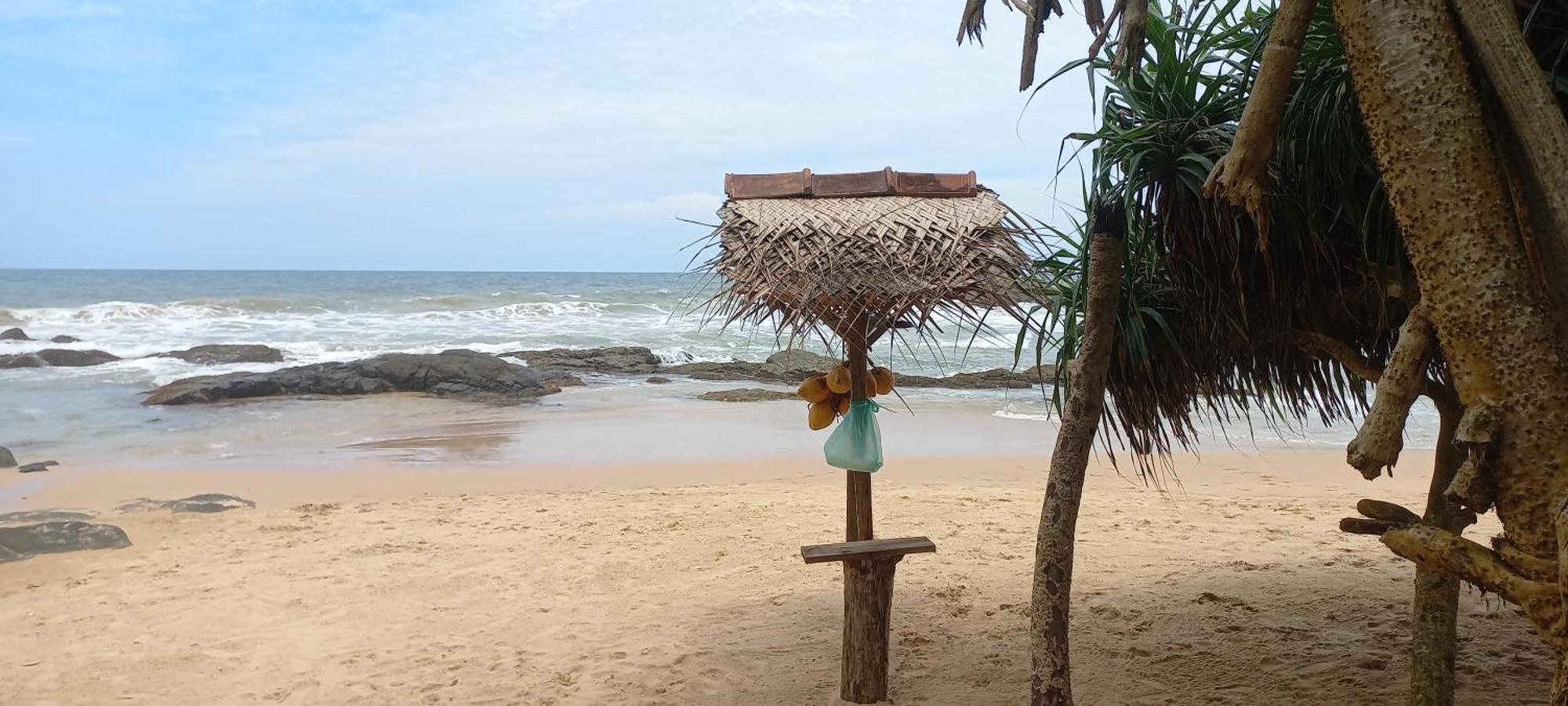 Dinuli Home Stay Ahungalla Esterno foto