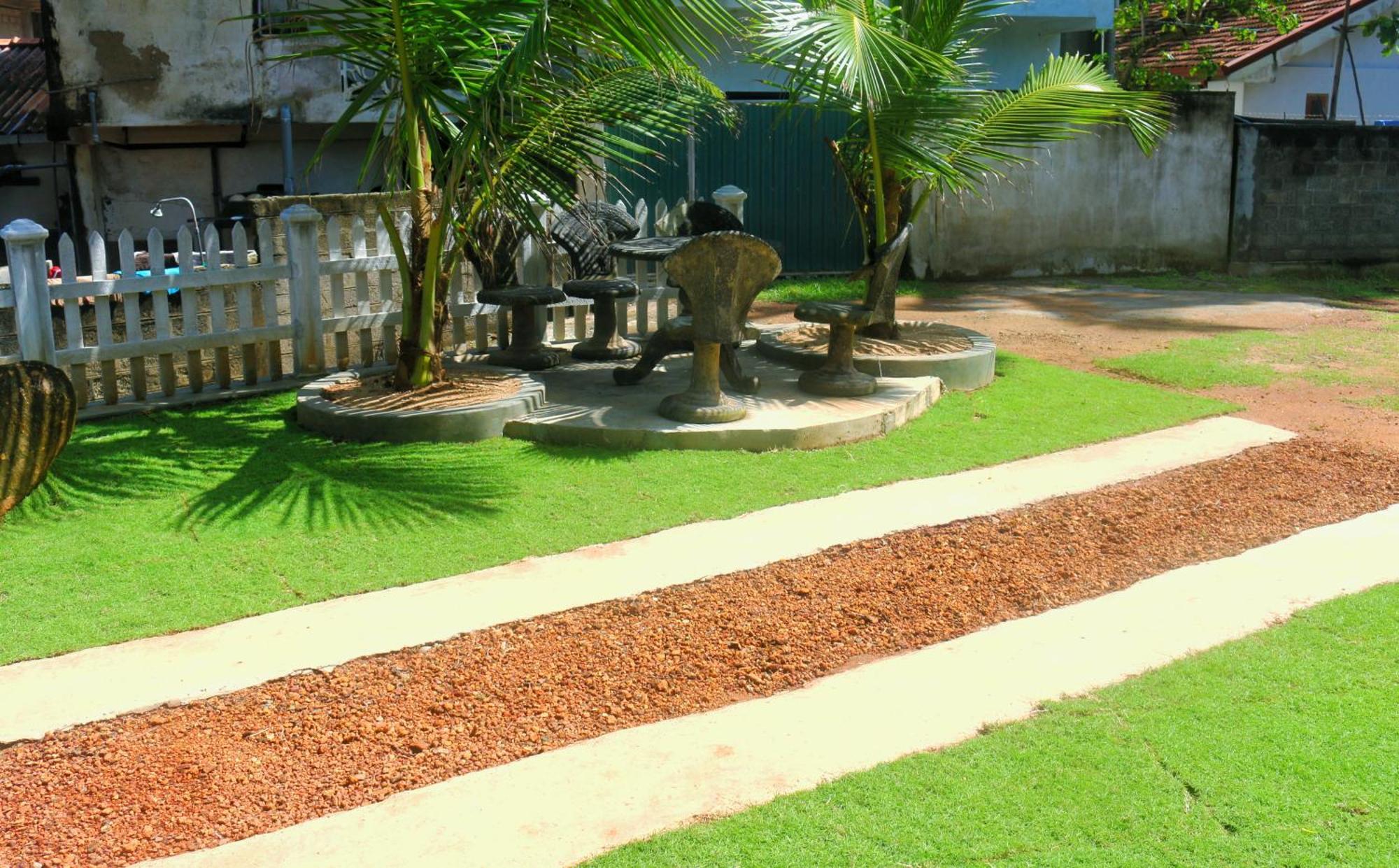 Dinuli Home Stay Ahungalla Esterno foto