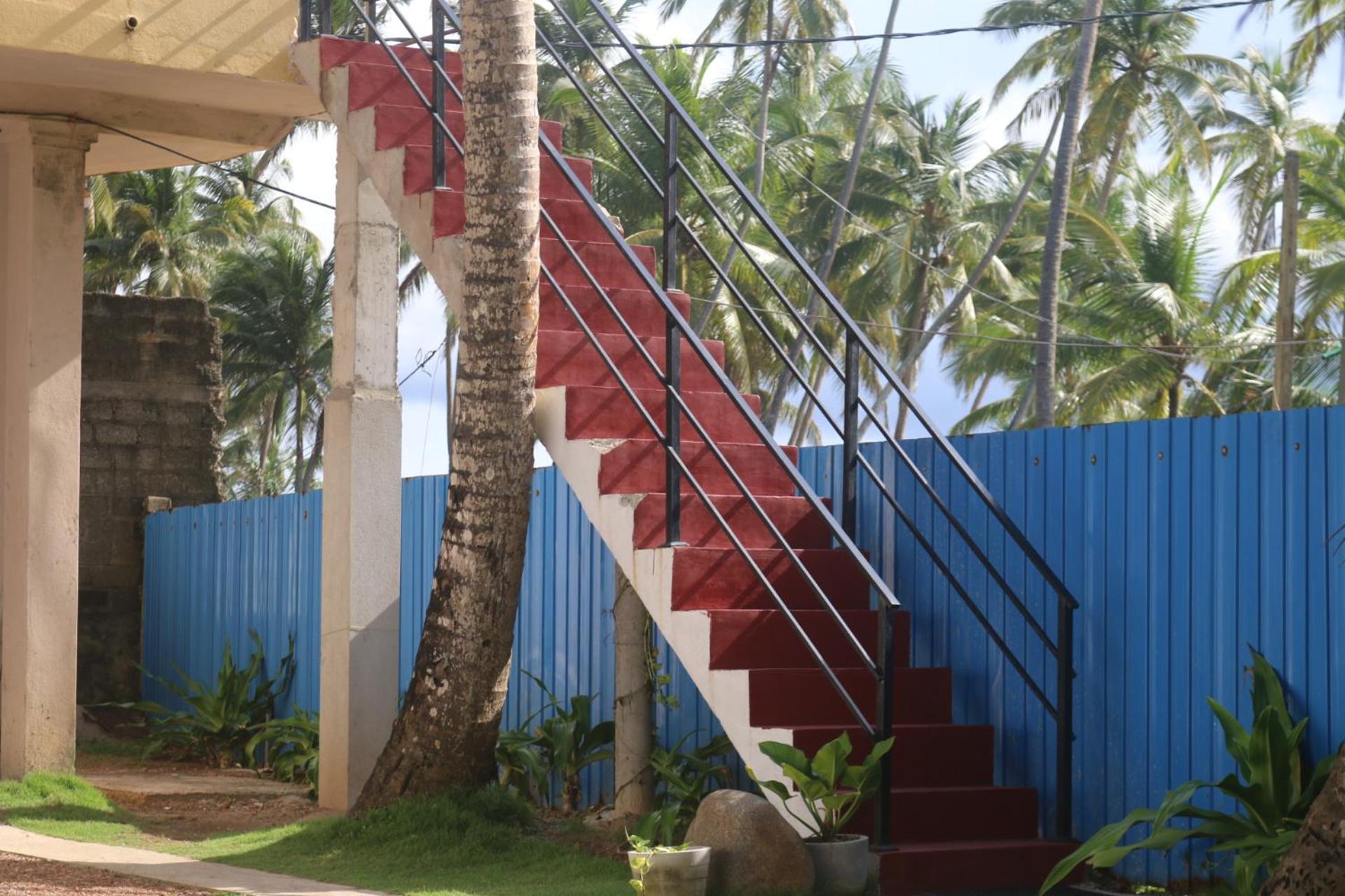 Dinuli Home Stay Ahungalla Esterno foto