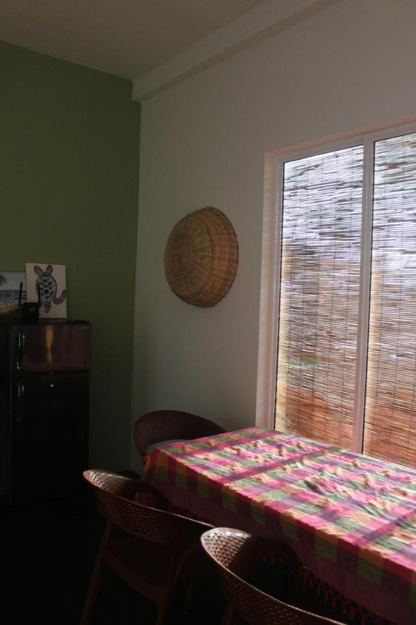Dinuli Home Stay Ahungalla Esterno foto